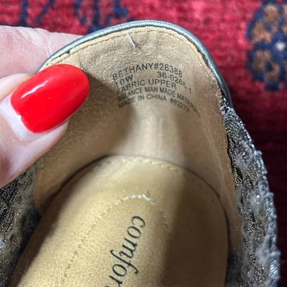 Comfortview Gray Woven Flats